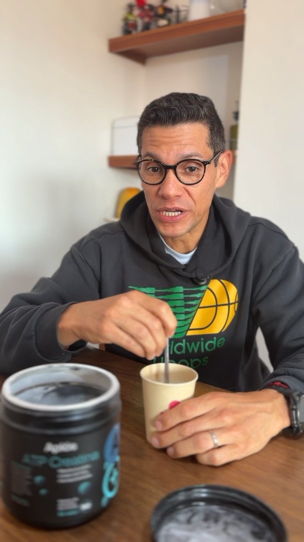 Alex Sandoval con Aplós